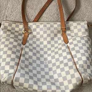 Lous Vuitton